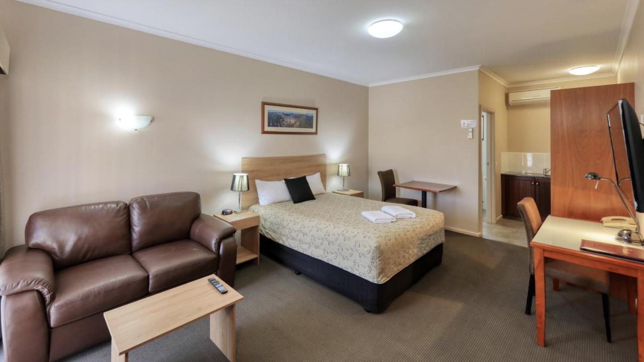 Top Of The Town Motel & Apartments Benalla Bagian luar foto