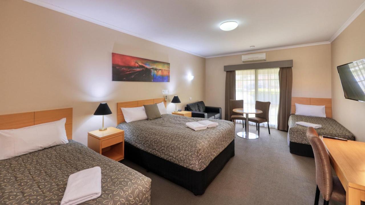 Top Of The Town Motel & Apartments Benalla Bagian luar foto