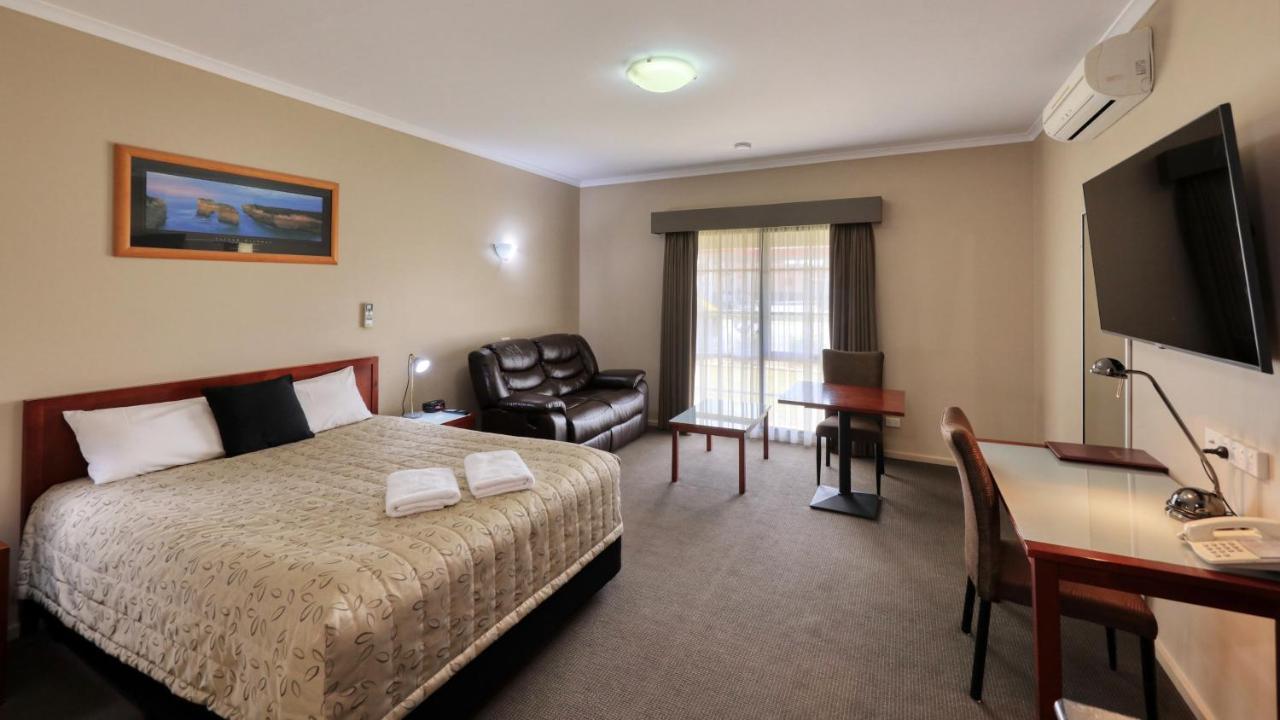 Top Of The Town Motel & Apartments Benalla Bagian luar foto